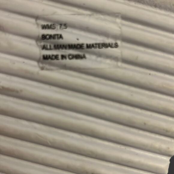 DV Dolce Vita Women's Bonita Fuzzy Fur Shimmer Slide Sandals Beige Size 7.5 NWOB - Picture 3 of 4